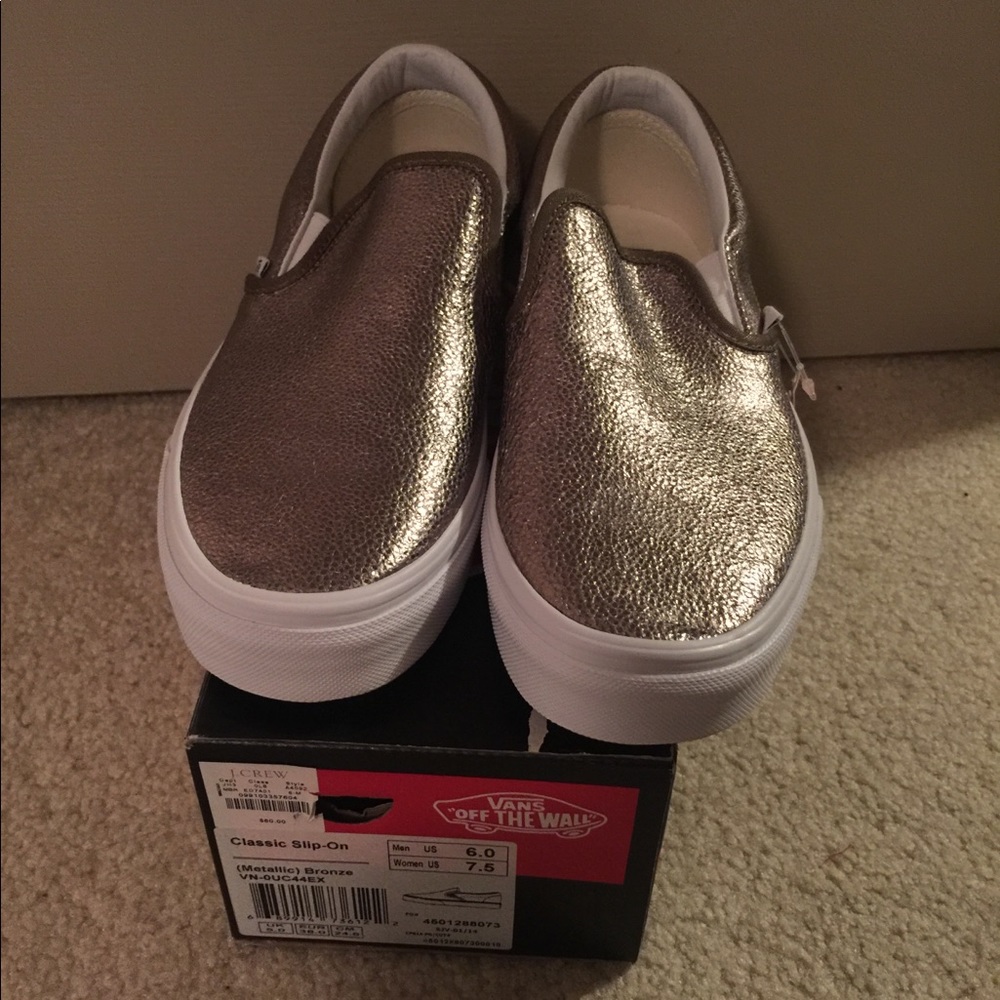 Vans classic slip ons